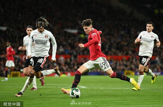 直挂球门死 直挂球门死